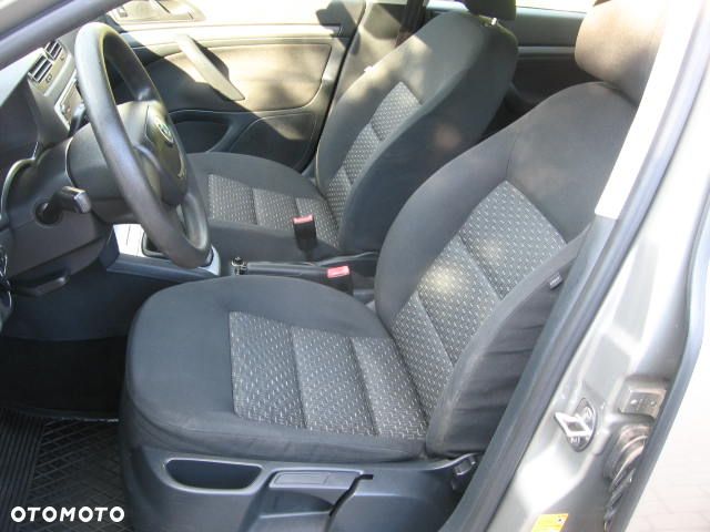 Skoda Octavia 1.4 TSI Ambiente - 17