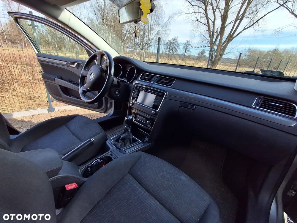 Skoda Superb 1.4 TSI Active - 7