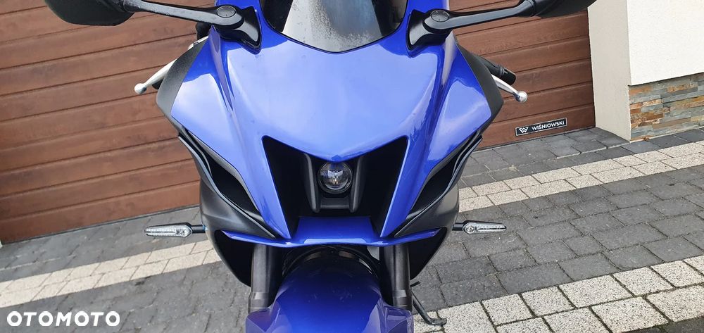 Yamaha R7 - 7