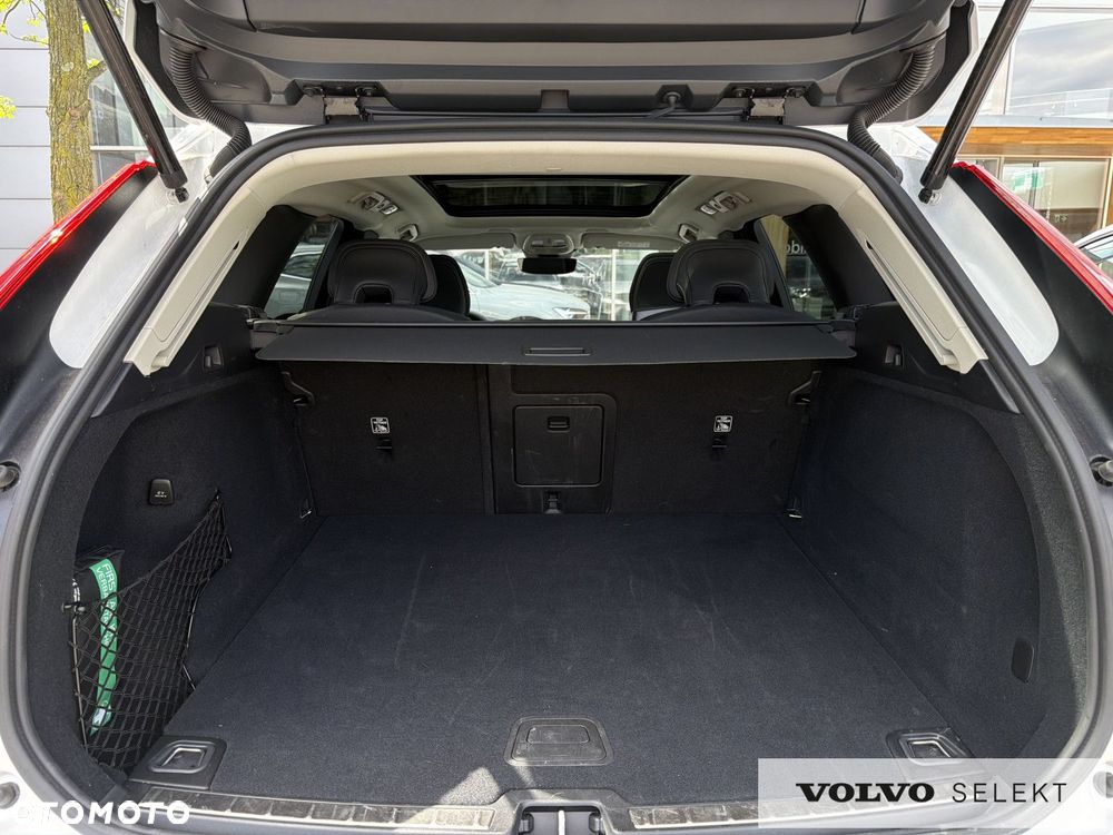 Volvo XC 60 - 32