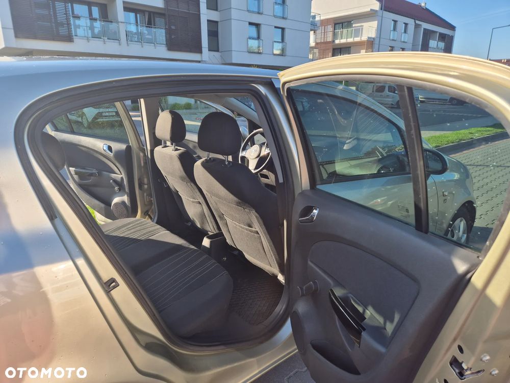 Opel Corsa 1.4 16V 111 - 10