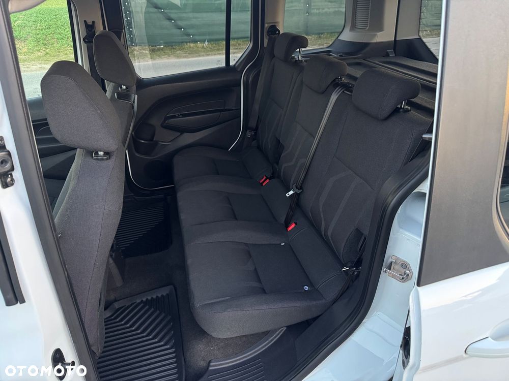 Ford Tourneo Connect 1.0 EcoBoost Start-Stop Titanium - 22