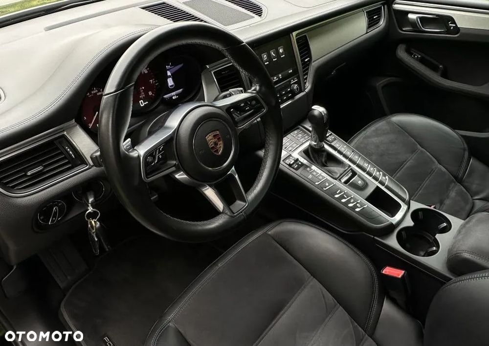 Porsche Macan GTS PDK - 15