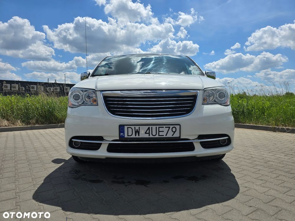 Chrysler Town & Country 3.6 Limited - 2
