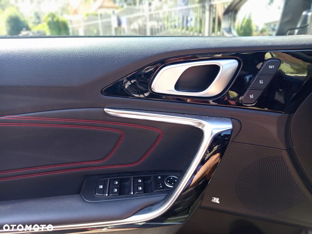 Kia ProCeed - 19