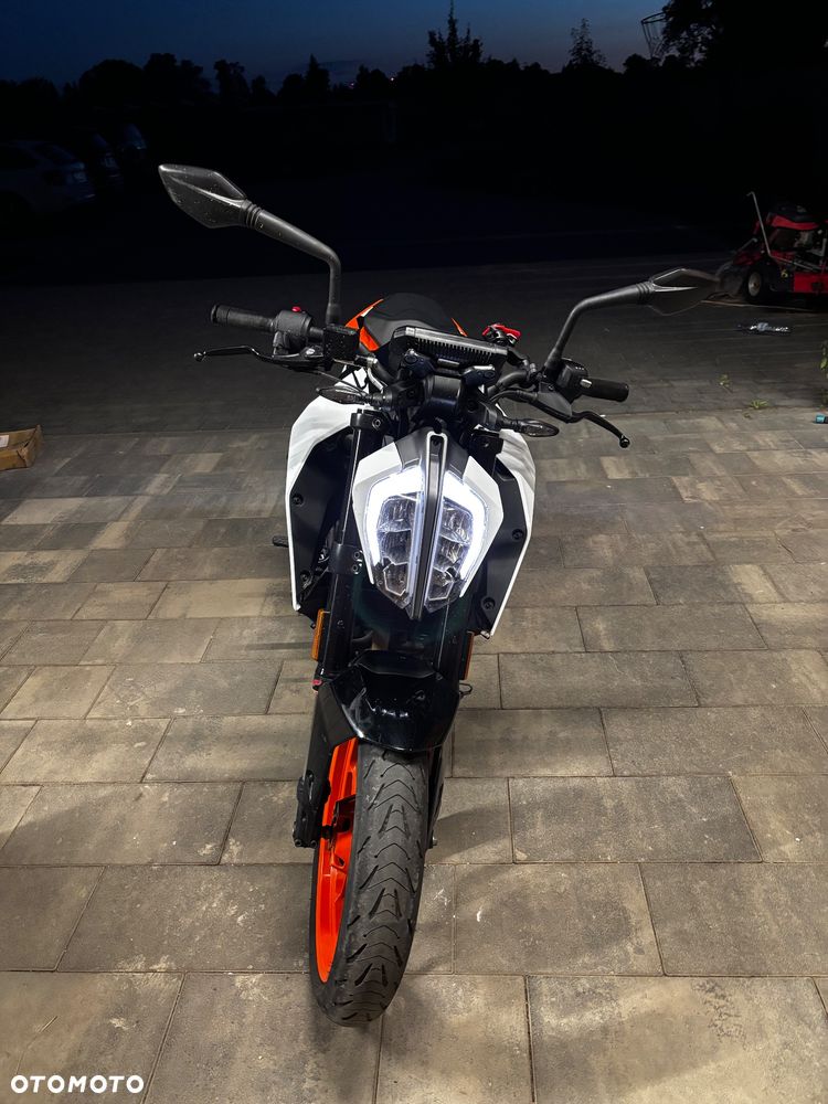 KTM Duke 125 - 1