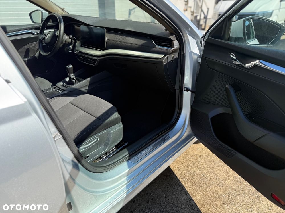 Skoda Octavia 2.0 TDI Exclusive - 8