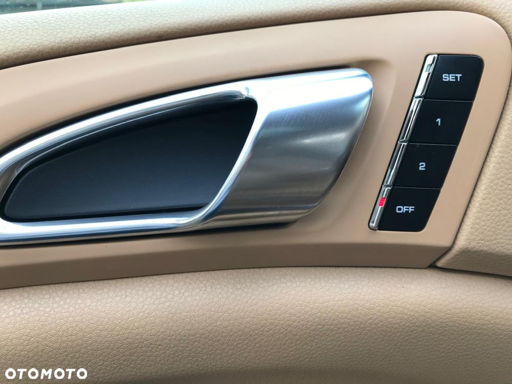 Porsche Cayenne S Tiptronic S - 10