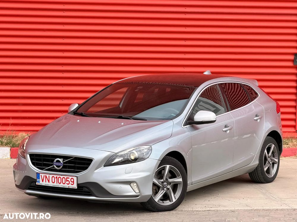 Volvo V40 D4 VEA Aut. R-Design - 2
