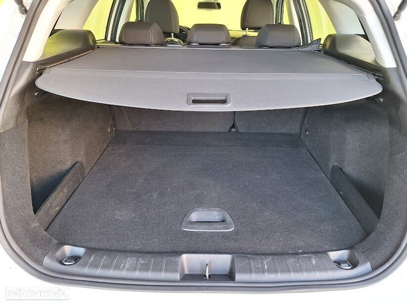 Fiat Tipo Station Wagon 1.3 M-Jet Lounge - 25