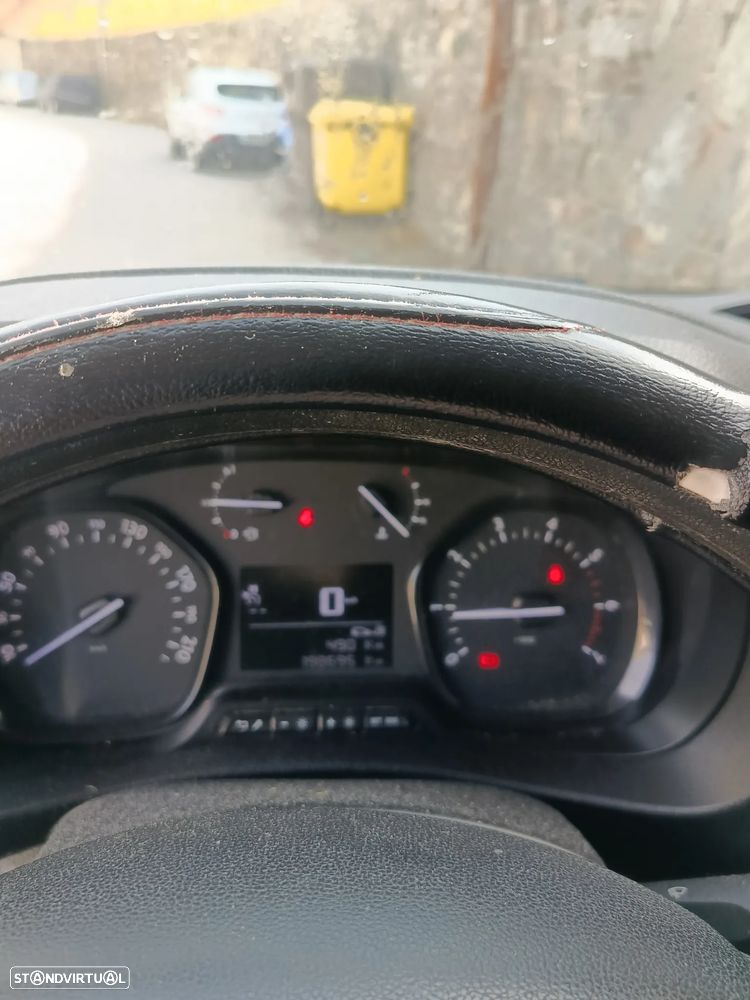 Citroën Jumpy 2.0 BlueHDi M Confort Semi-Vidrado - 2