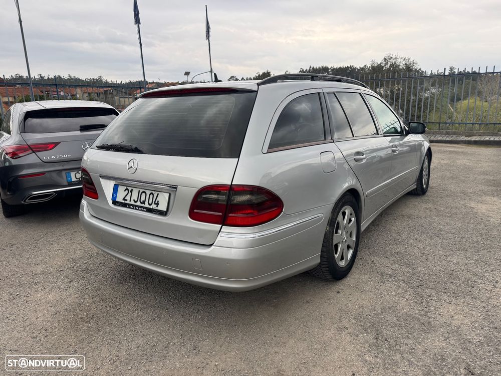 Mercedes-Benz E 220 CDI Auto Avantgarde - 4