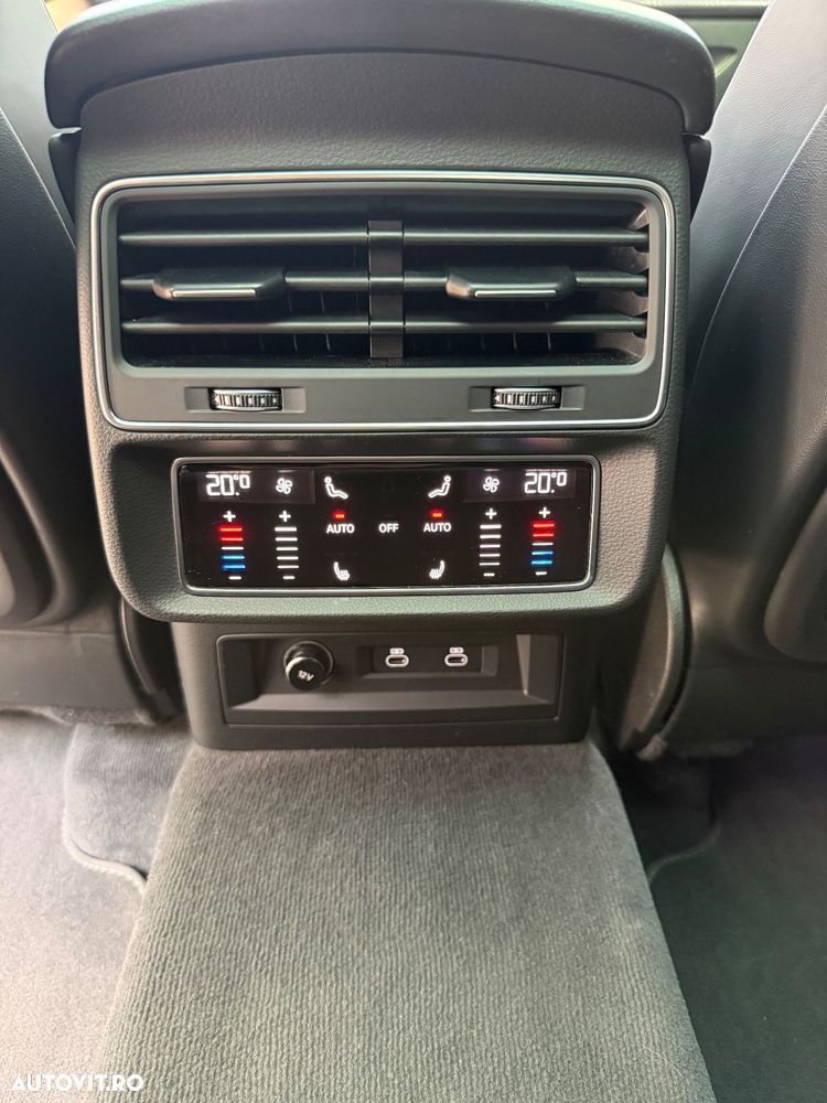 Audi SQ8 - 24