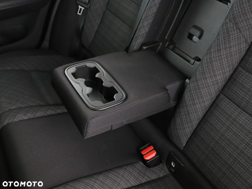 Volvo V60 B4 D Core - 38