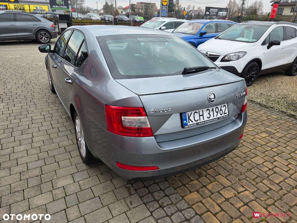 Skoda Octavia - 8