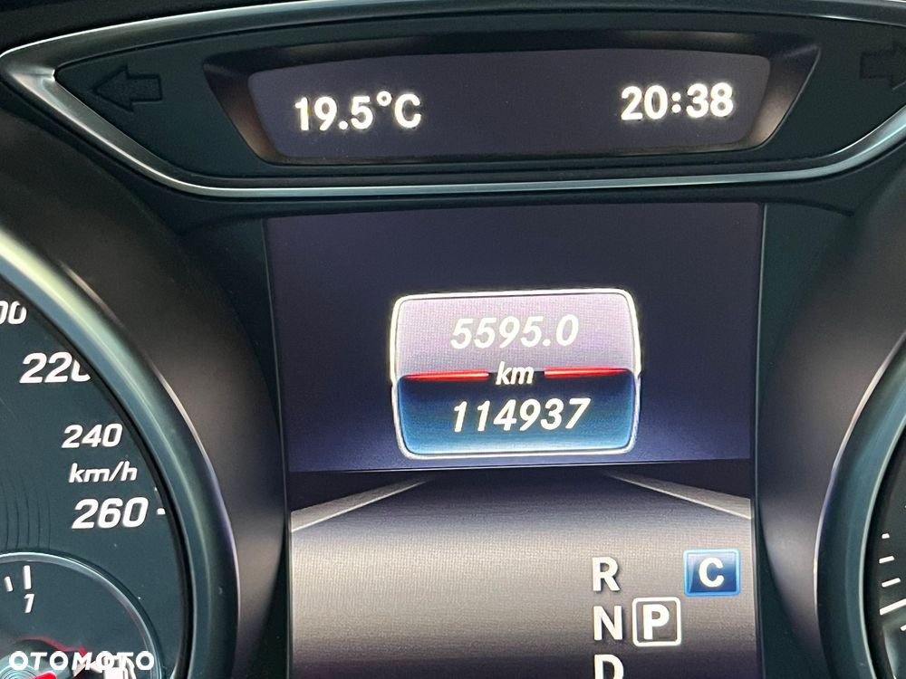 Mercedes-Benz GLA - 7