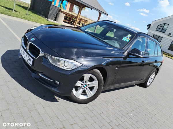 BMW Seria 3 318d xDrive M Sport