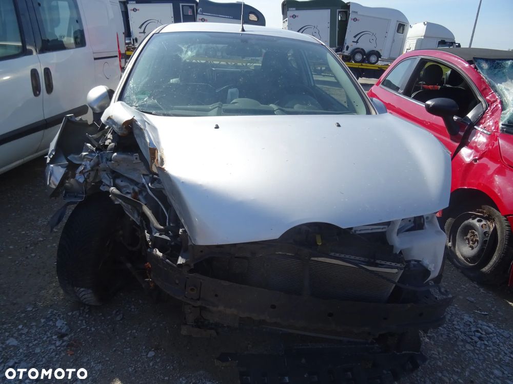 Ford Fiesta 2012 lakier(69) na części klapa drzwi zderzak błotnik - 4