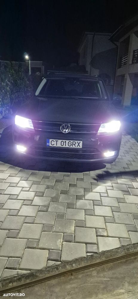 Volkswagen Tiguan - 16