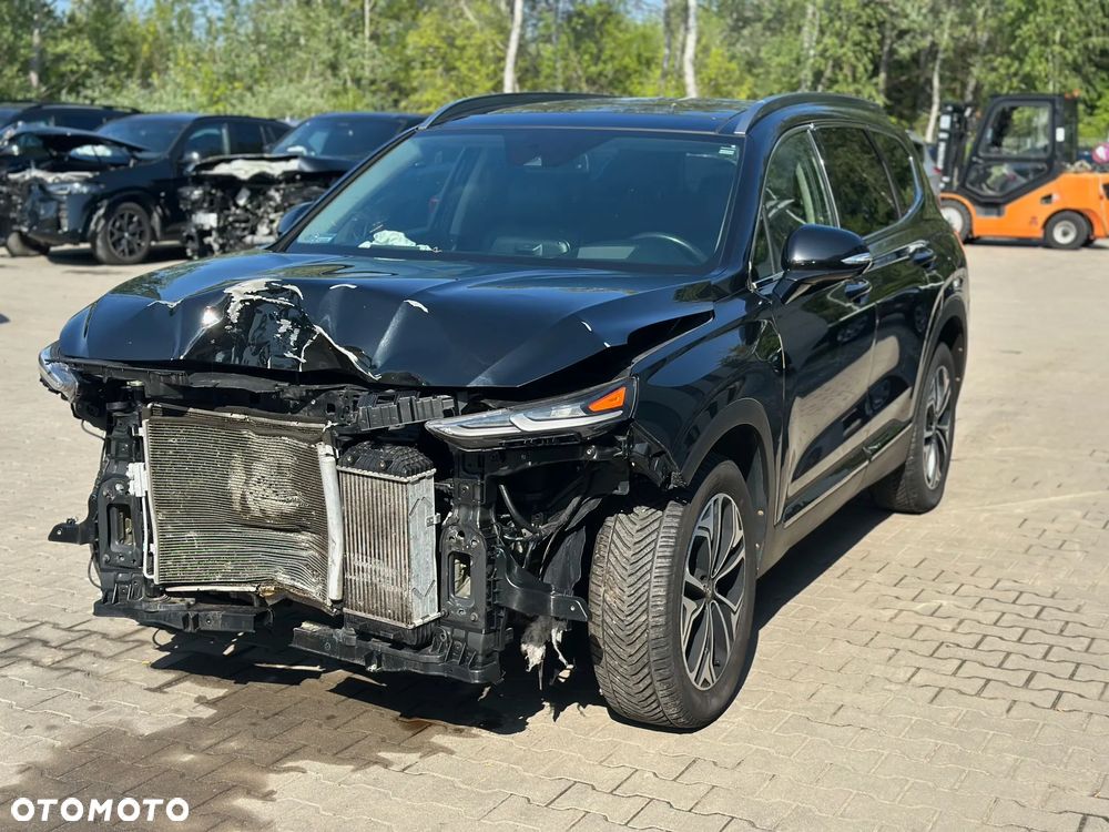 Hyundai Santa Fe - 3