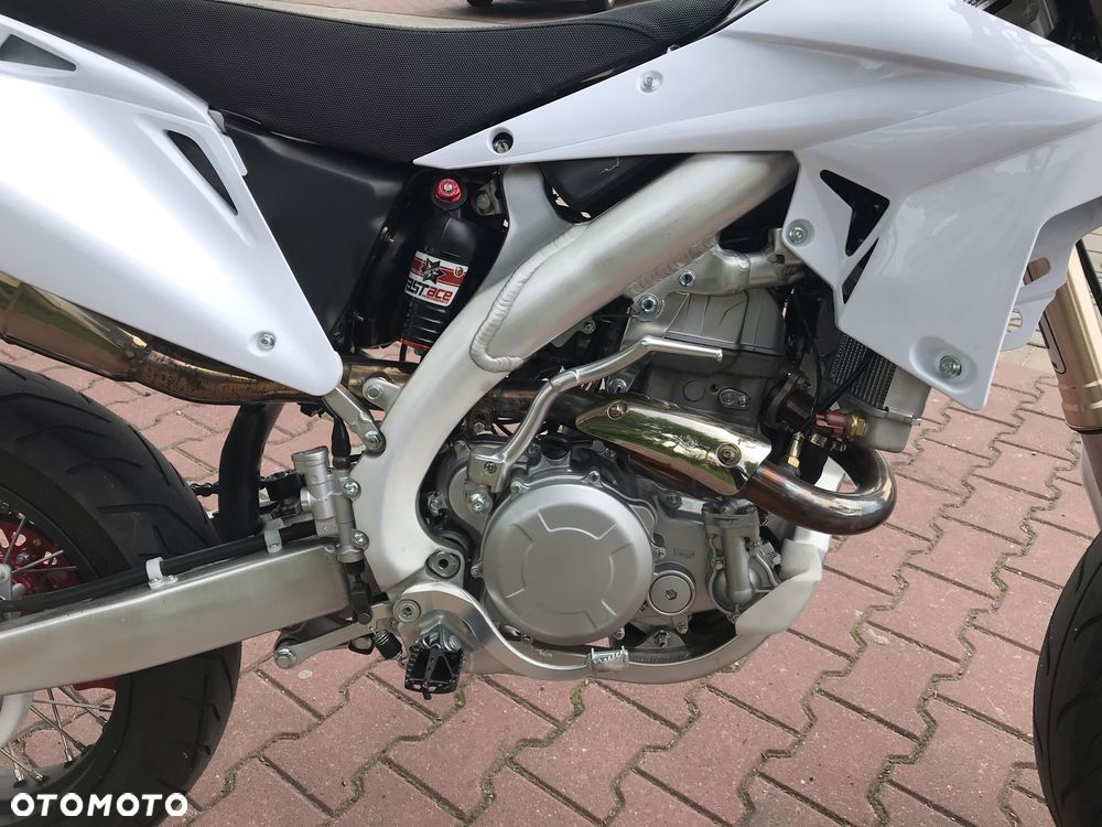Honda CRF - 9
