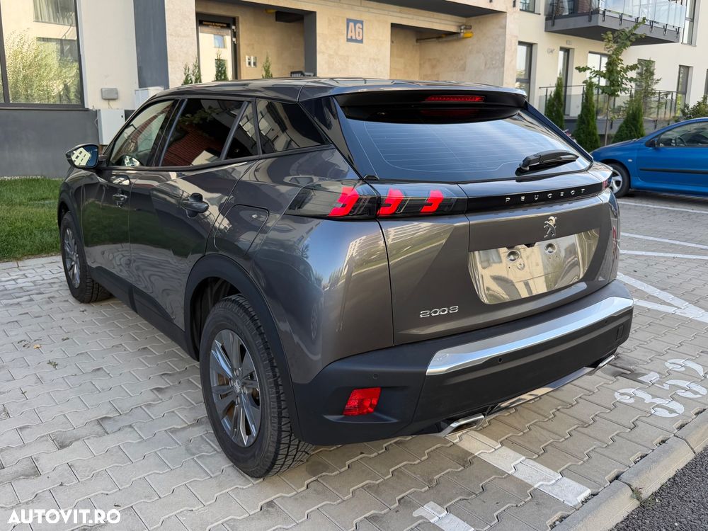 Peugeot 2008 - 6