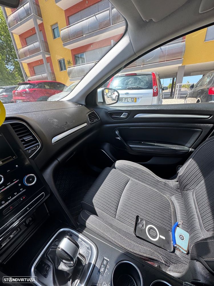 Renault Mégane Sport Tourer - 7
