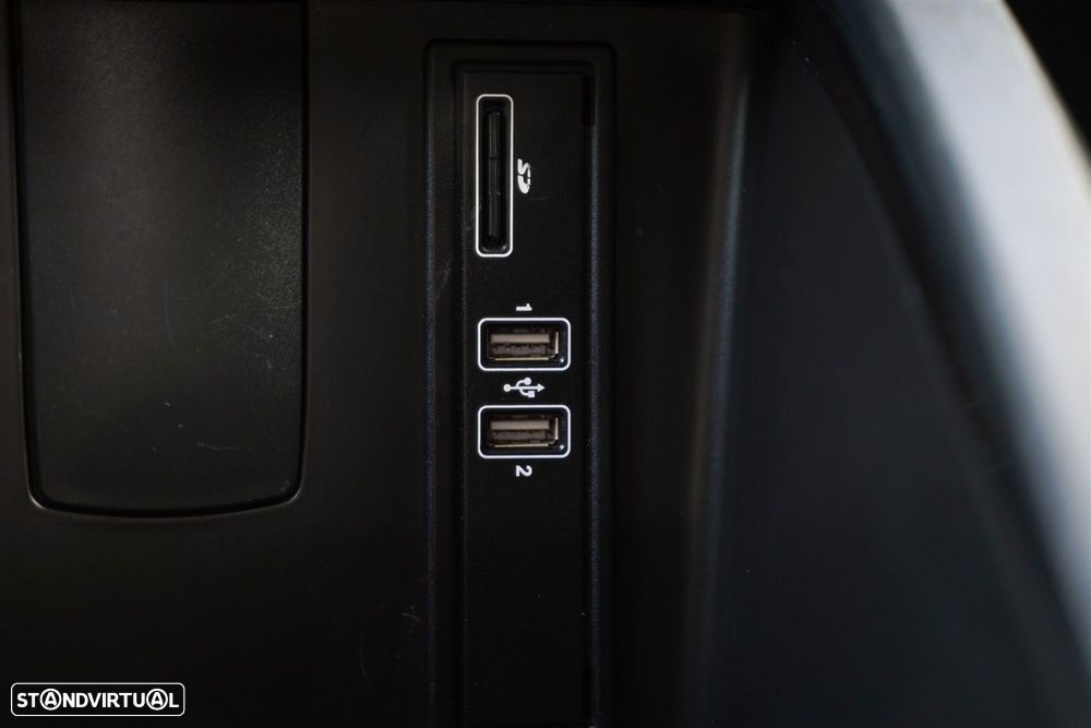 Mercedes-Benz V 220 d Longo Avantgarde Aut. - 23