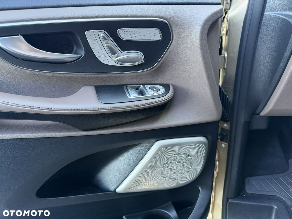 Mercedes-Benz Klasa V 300 d lang 4Matic 9G-TRONIC Exclusive - 19