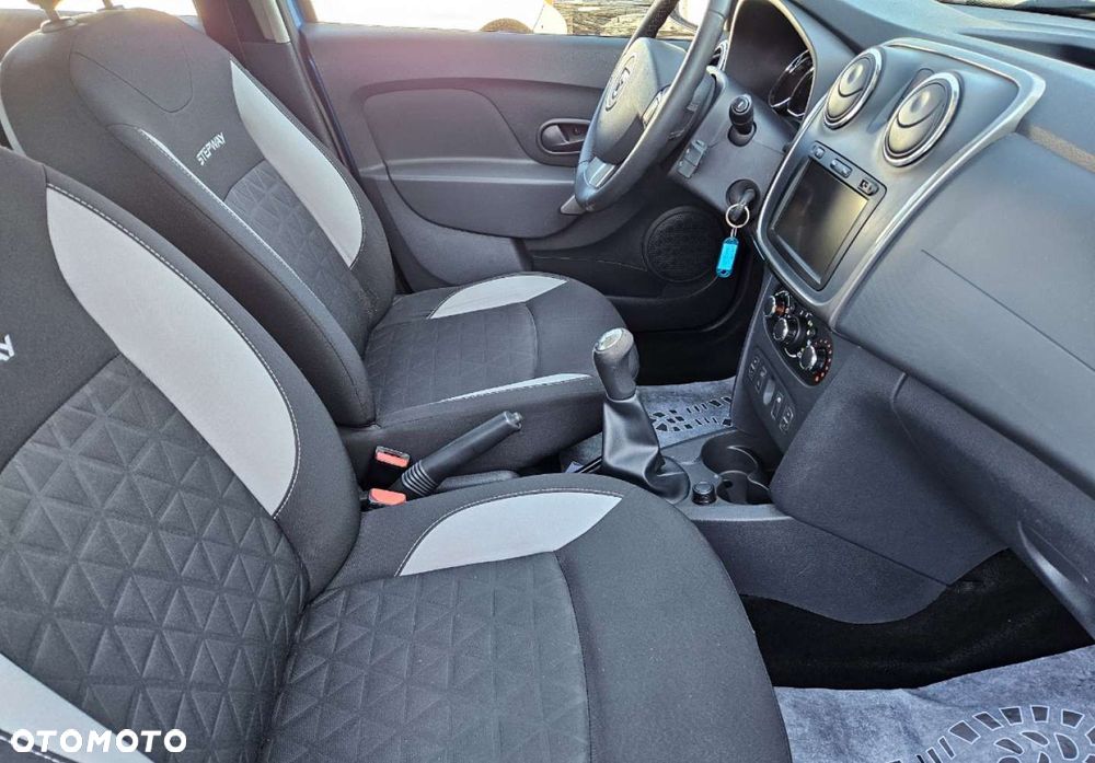 Dacia Sandero Stepway - 23