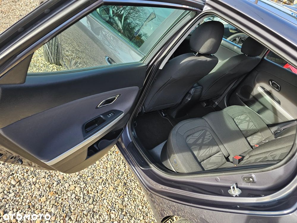 Kia Ceed 1.4 CVVT Dream Team Edition - 12