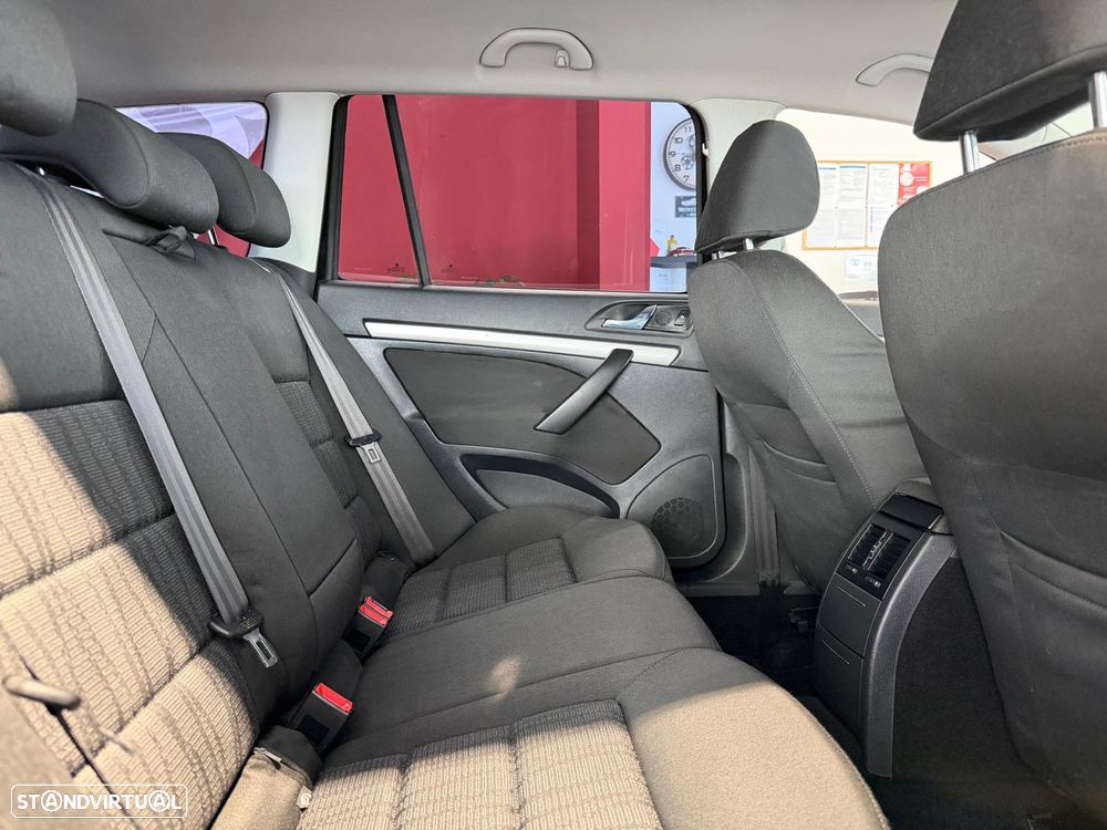 Skoda Octavia Break 1.6 TDi Elegance - 10