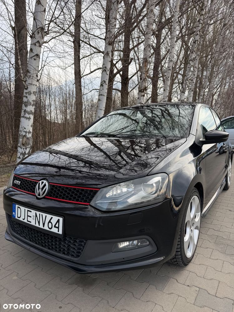 Volkswagen Polo 1.4 DSG GTI - 1