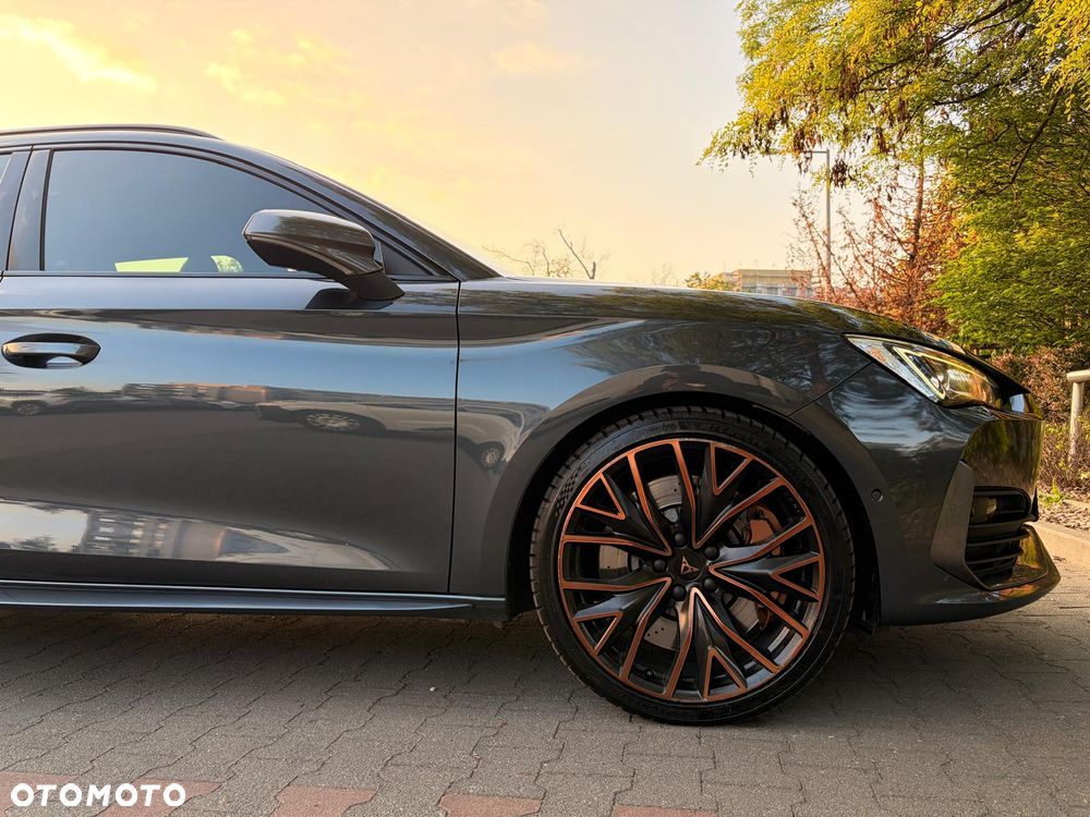 Cupra Leon Sportstourer 2.0 TSI 4Drive VZ DSG - 5