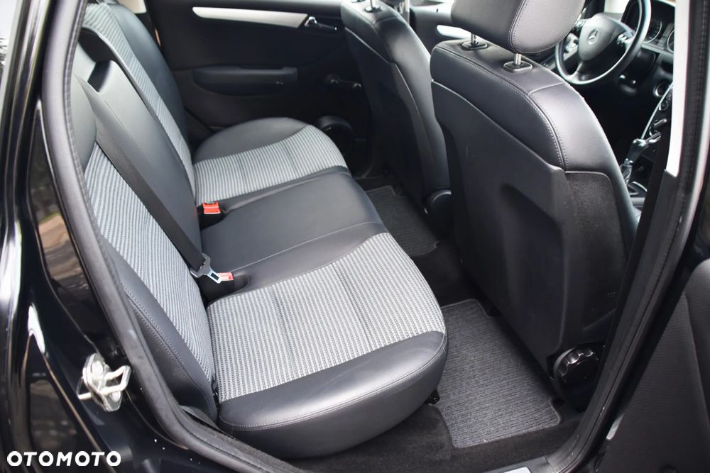 Mercedes-Benz Klasa A 170 BlueEFFICIENCY Avantgarde - 10