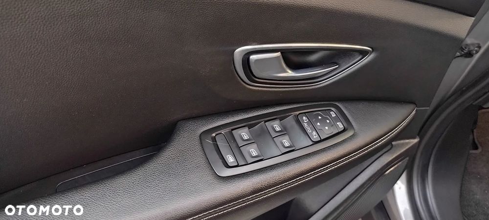 Renault Scenic - 29