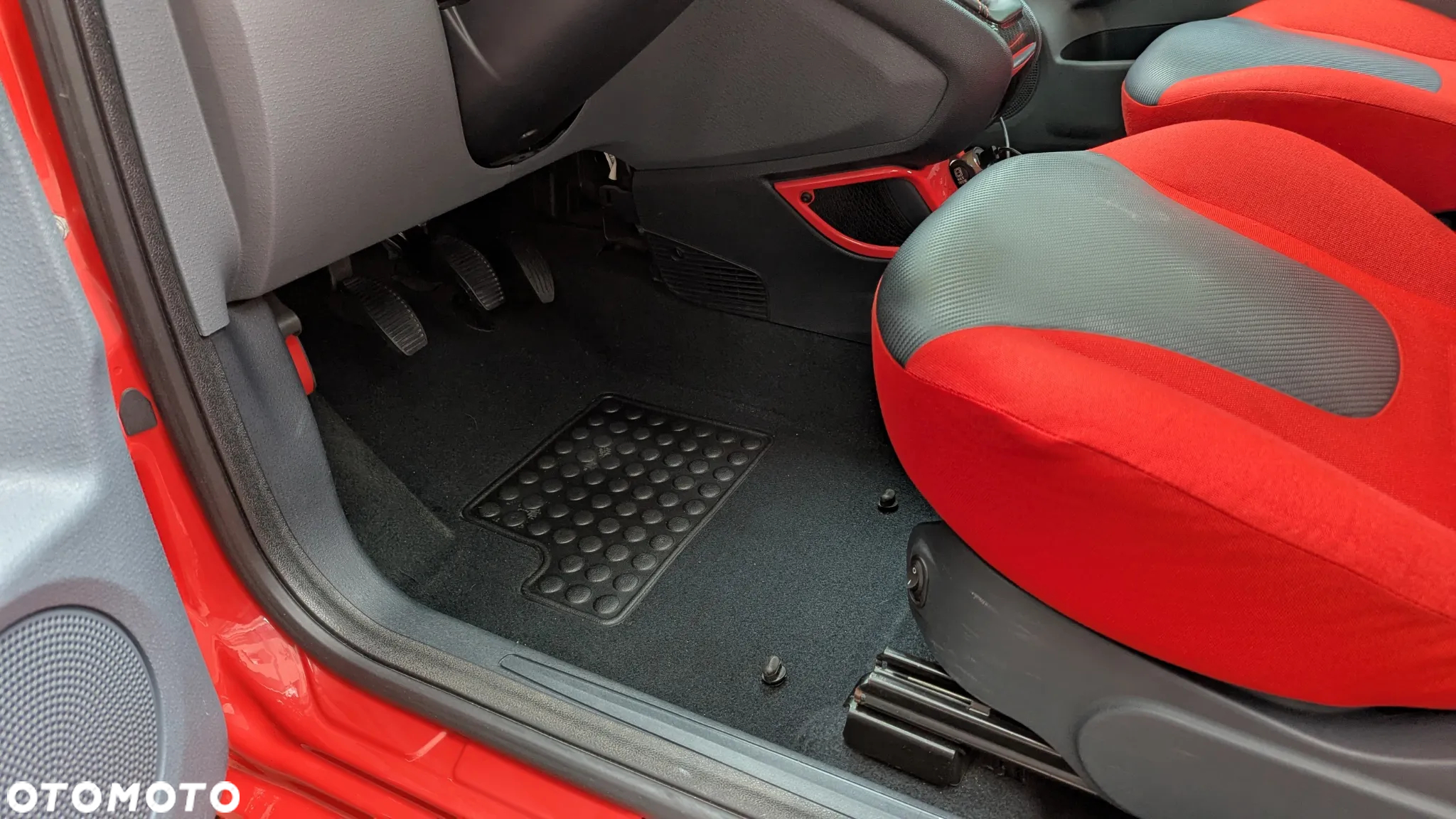 Ford KA 1.2 Grand Prix - 11