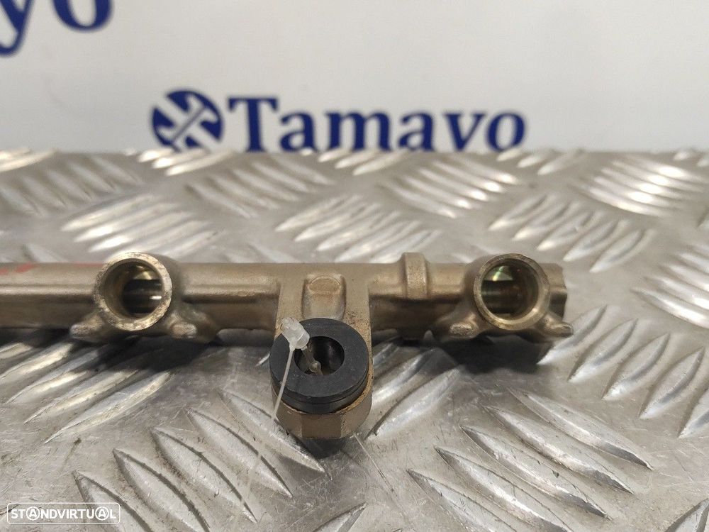 RAMPA INJETORA TOYOTA YARIS 2000 - 4