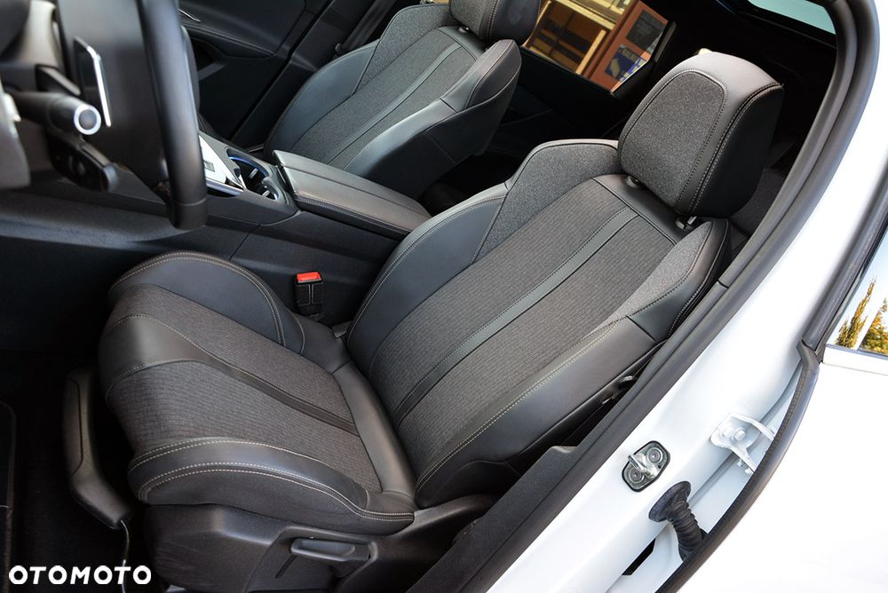 Peugeot 5008 1.5 BlueHDi GT Pack S&S EAT8 - 20