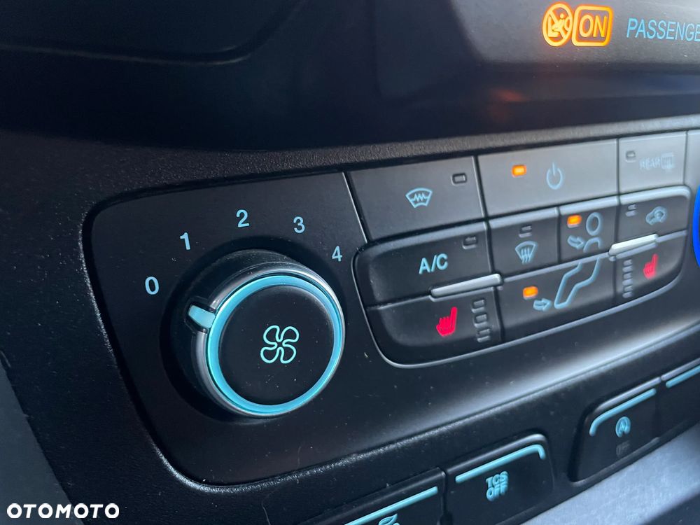 Ford Tourneo Connect - 29