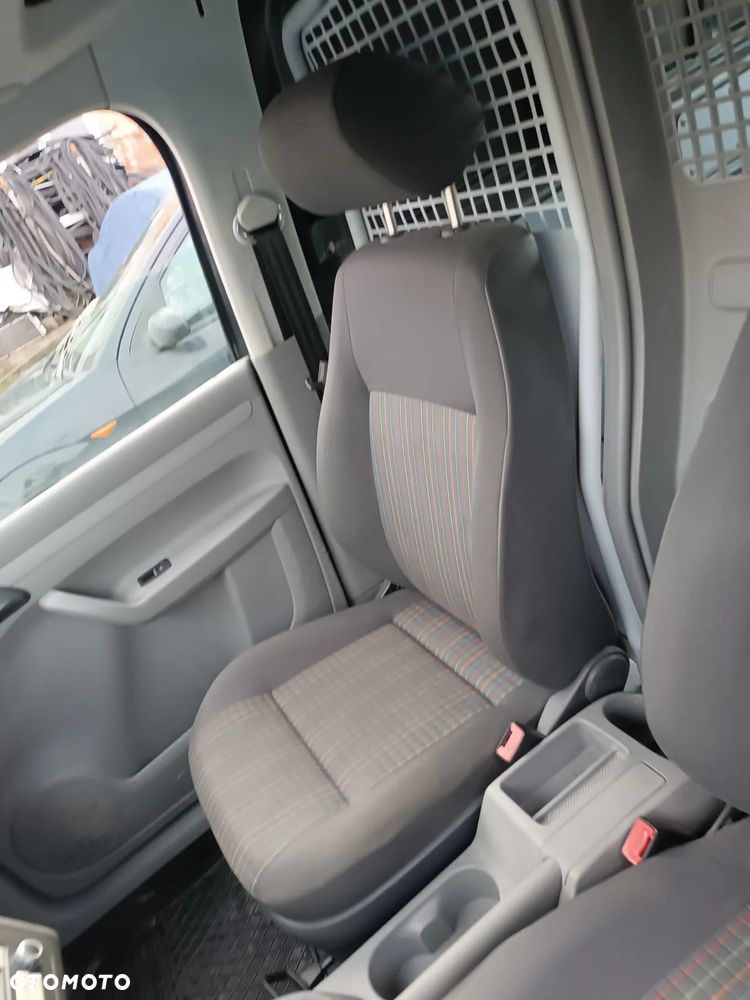 Volkswagen Caddy Mixt - 10