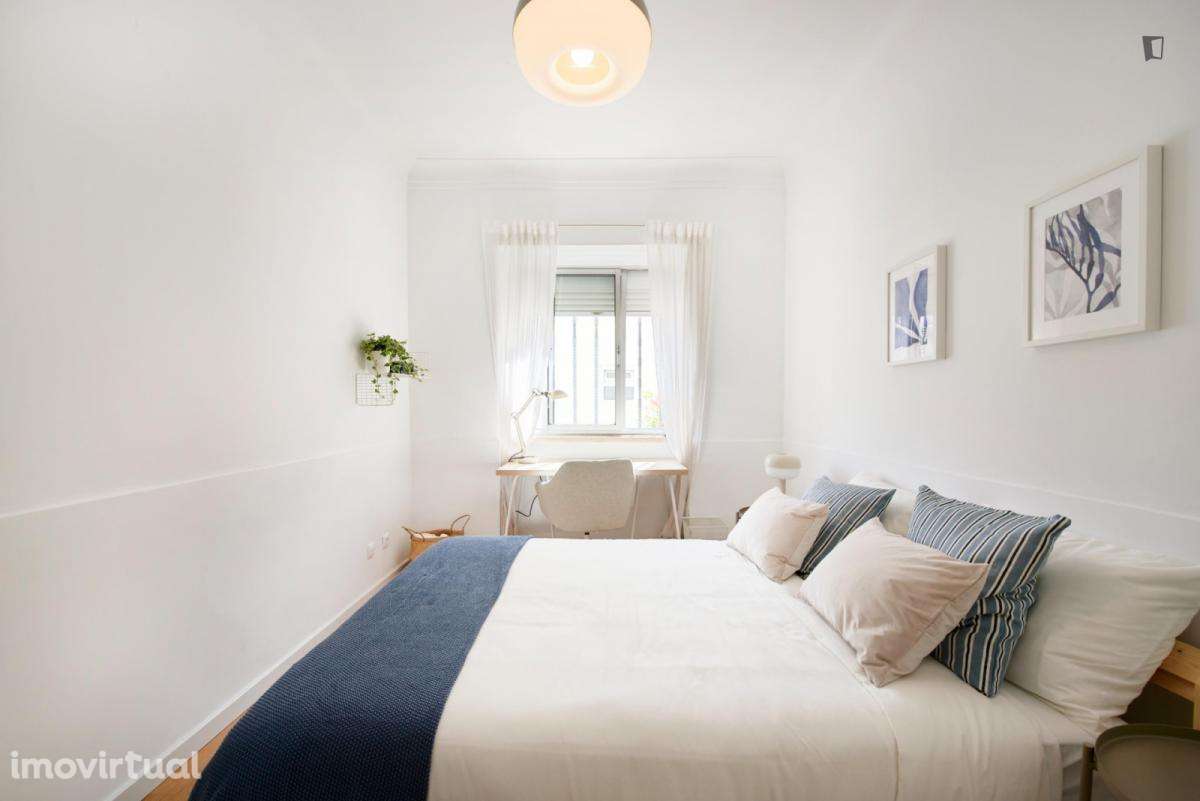 Quarto - localizado em Benfica Lisbon - Grande imagem: 5/29