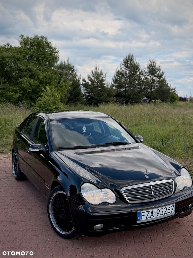 Mercedes-Benz Klasa C 200 Kompressor Automatik Classic - 2