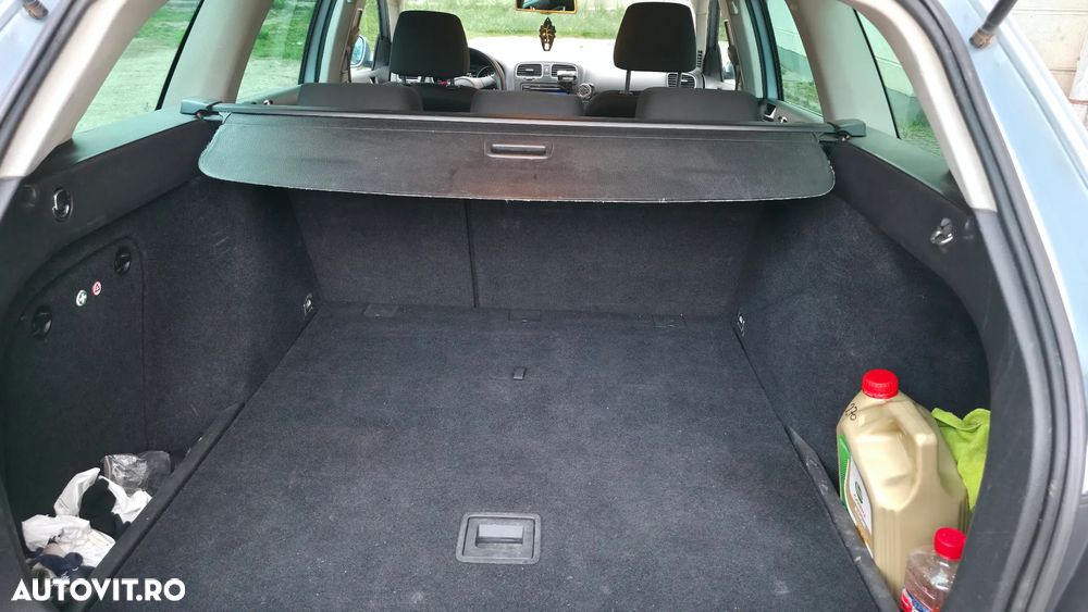 Volkswagen Golf 1.6 TDI DPF Comfortline - 14