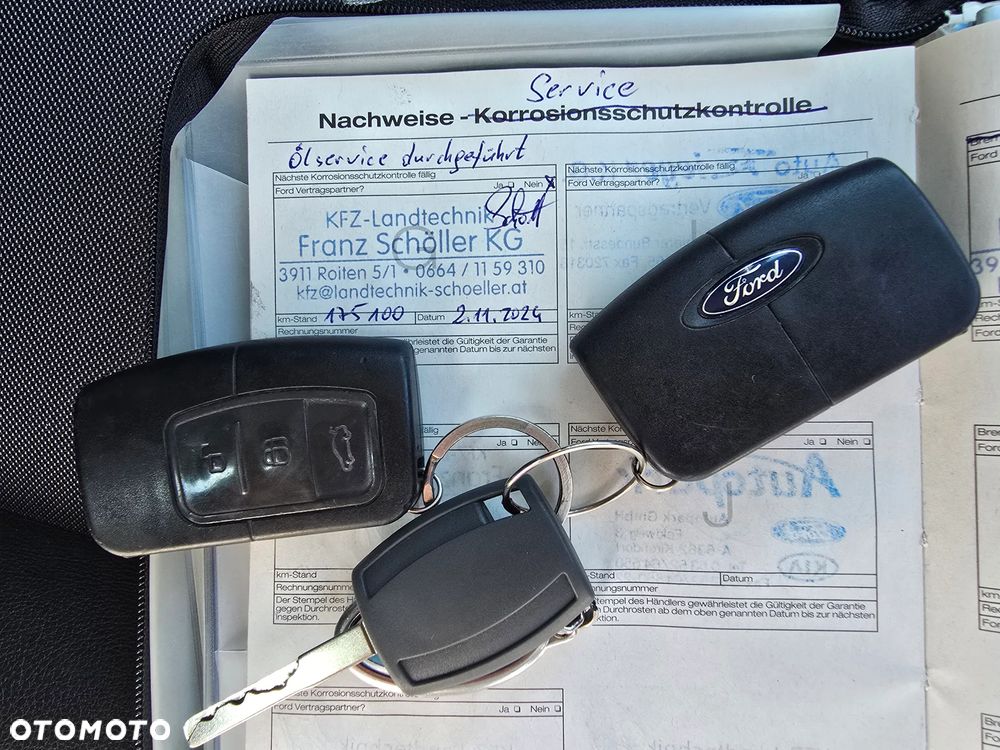 Ford Kuga 2.0 TDCi 4x4 Titanium - 9