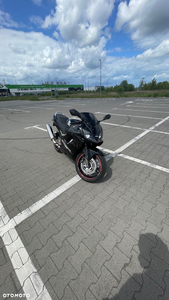 Honda CBR - 2