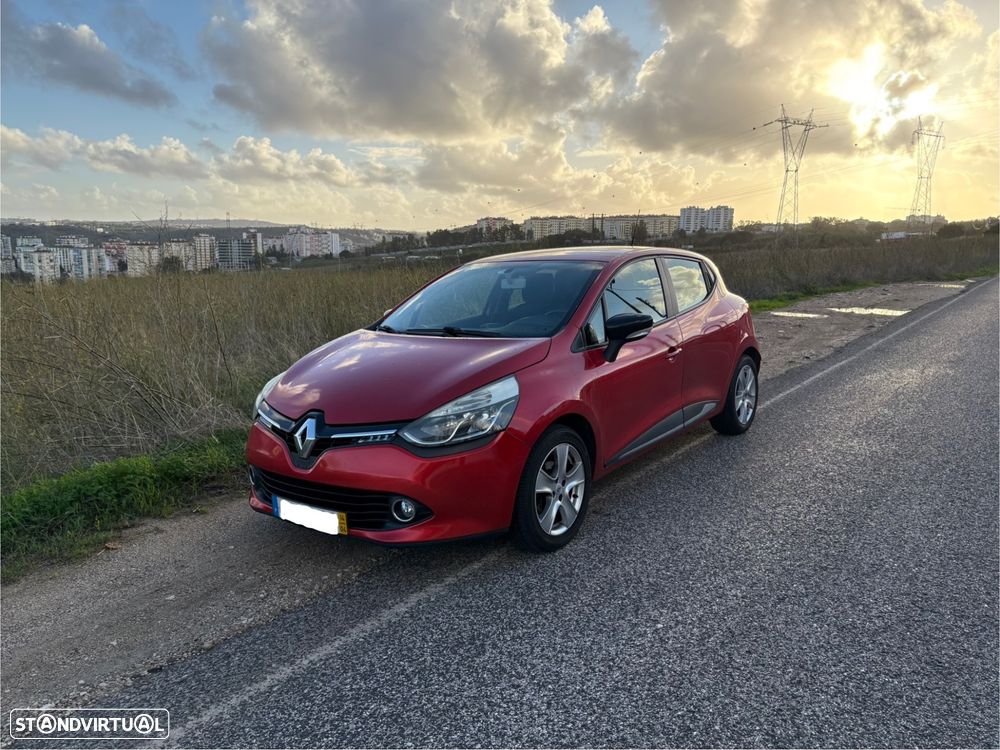Renault Clio 1.5 dCi Dynamique S - 2