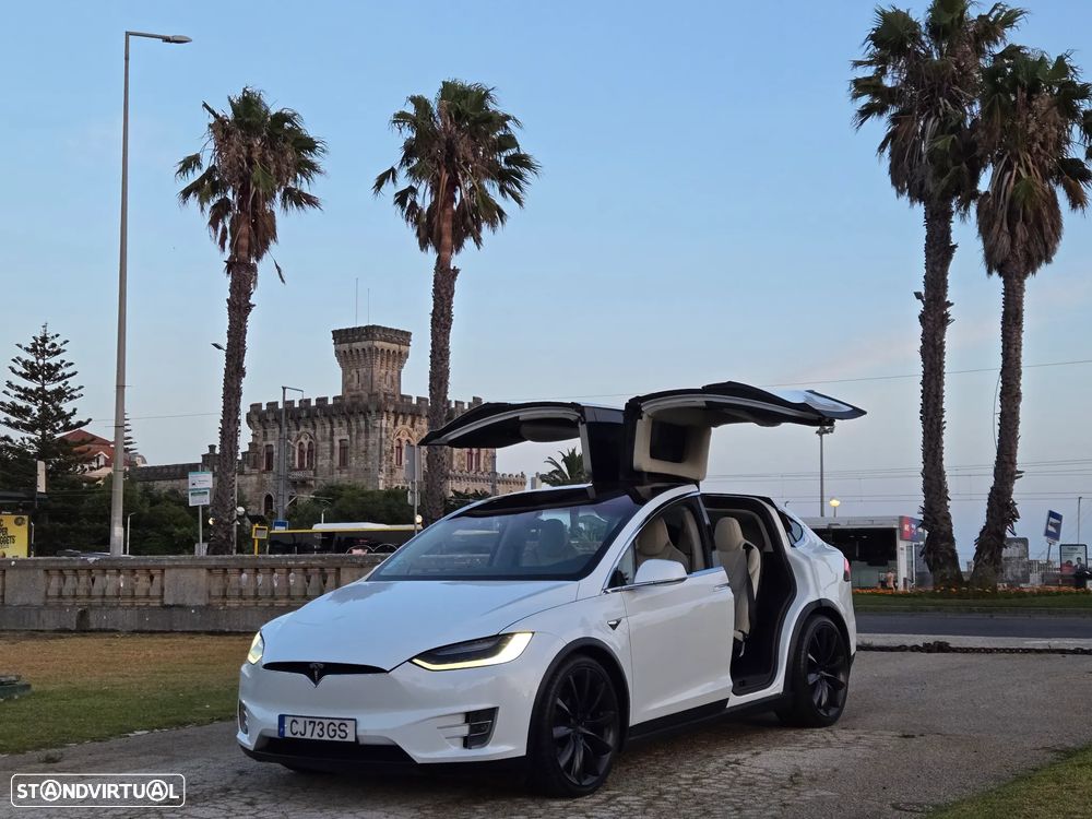 Tesla Model X 100D - 28