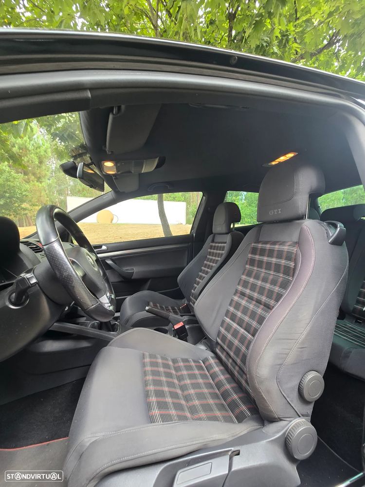 VW Golf 2.0 GTi - 16