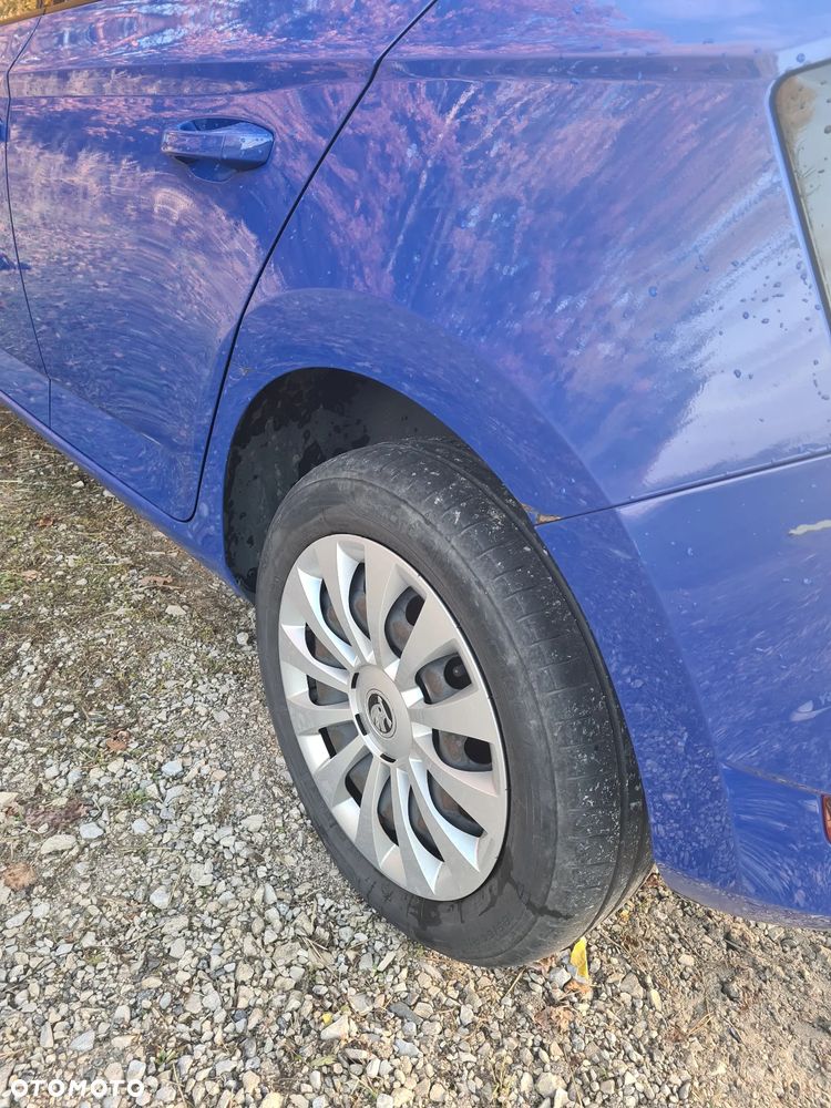 Skoda Fabia 1.0 Active - 8